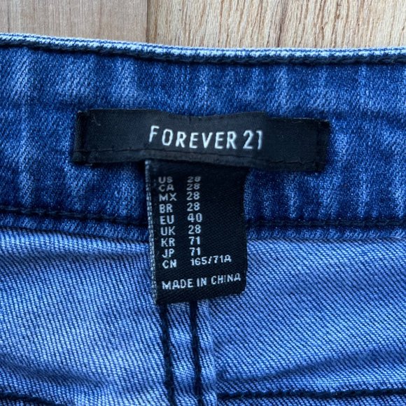 FOREVER 21 DOUBLE BUTTON FLY Women’s High Rise Medium Wash Denim Jeans sz 28 - Picture 5 of 10